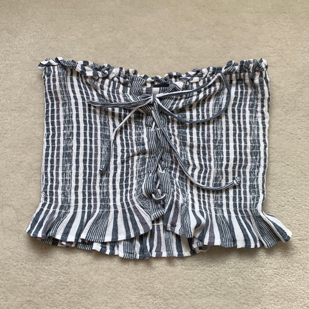 American Eagle strapless cropped top